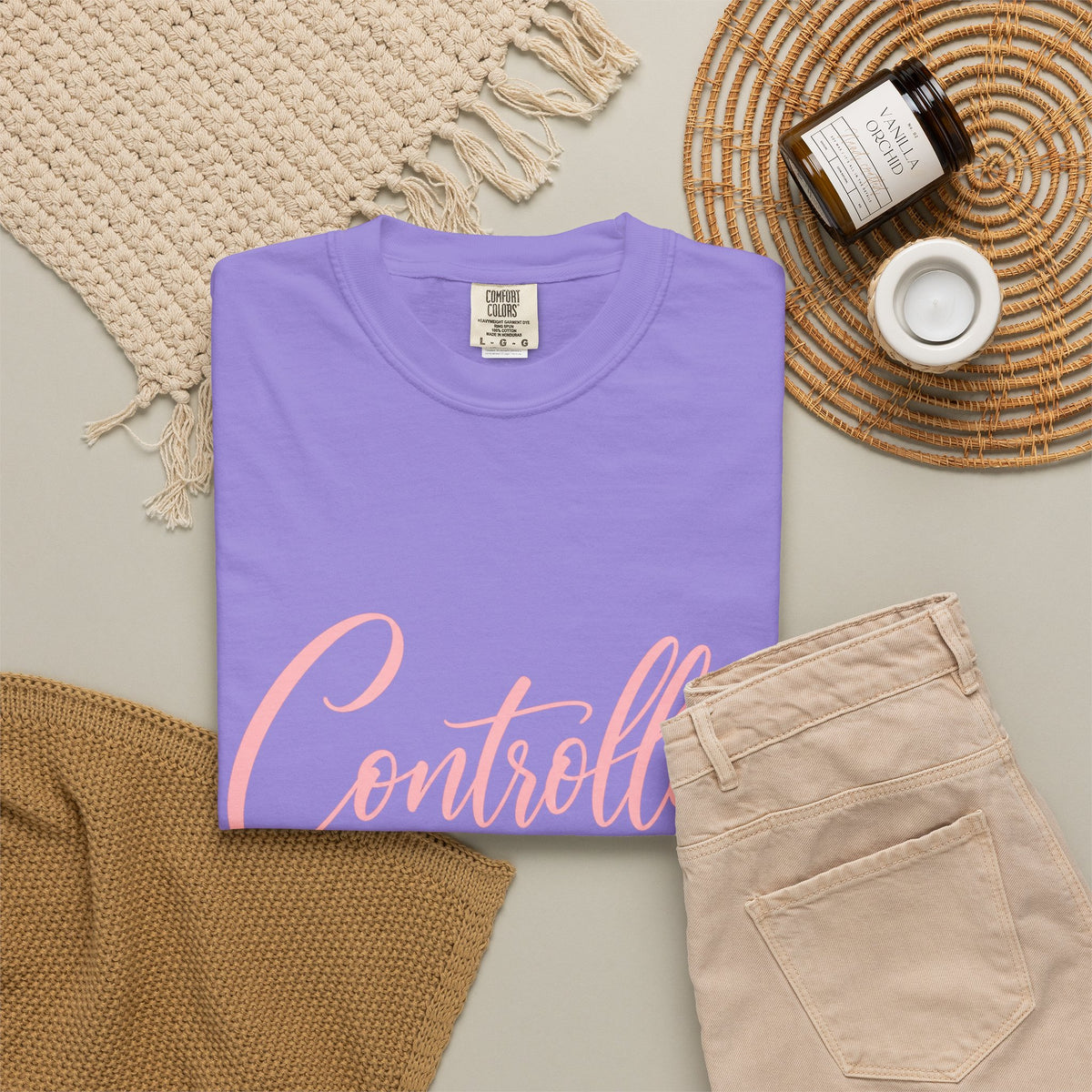 Controlled Mind T-Shirt — Feminine Script Graphic Tee with Pink Heart