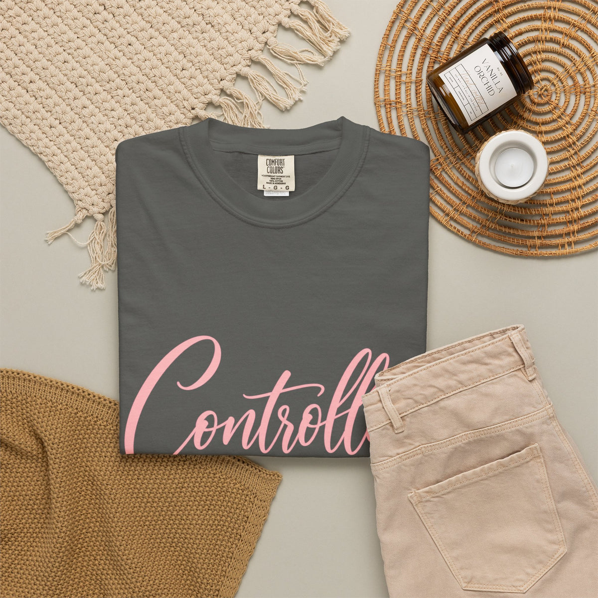 Controlled Mind T-Shirt — Feminine Script Graphic Tee with Pink Heart