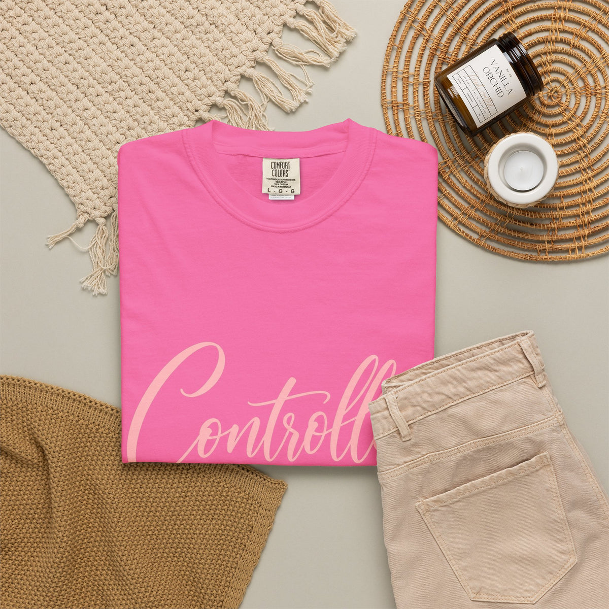 Controlled Mind T-Shirt — Feminine Script Graphic Tee with Pink Heart