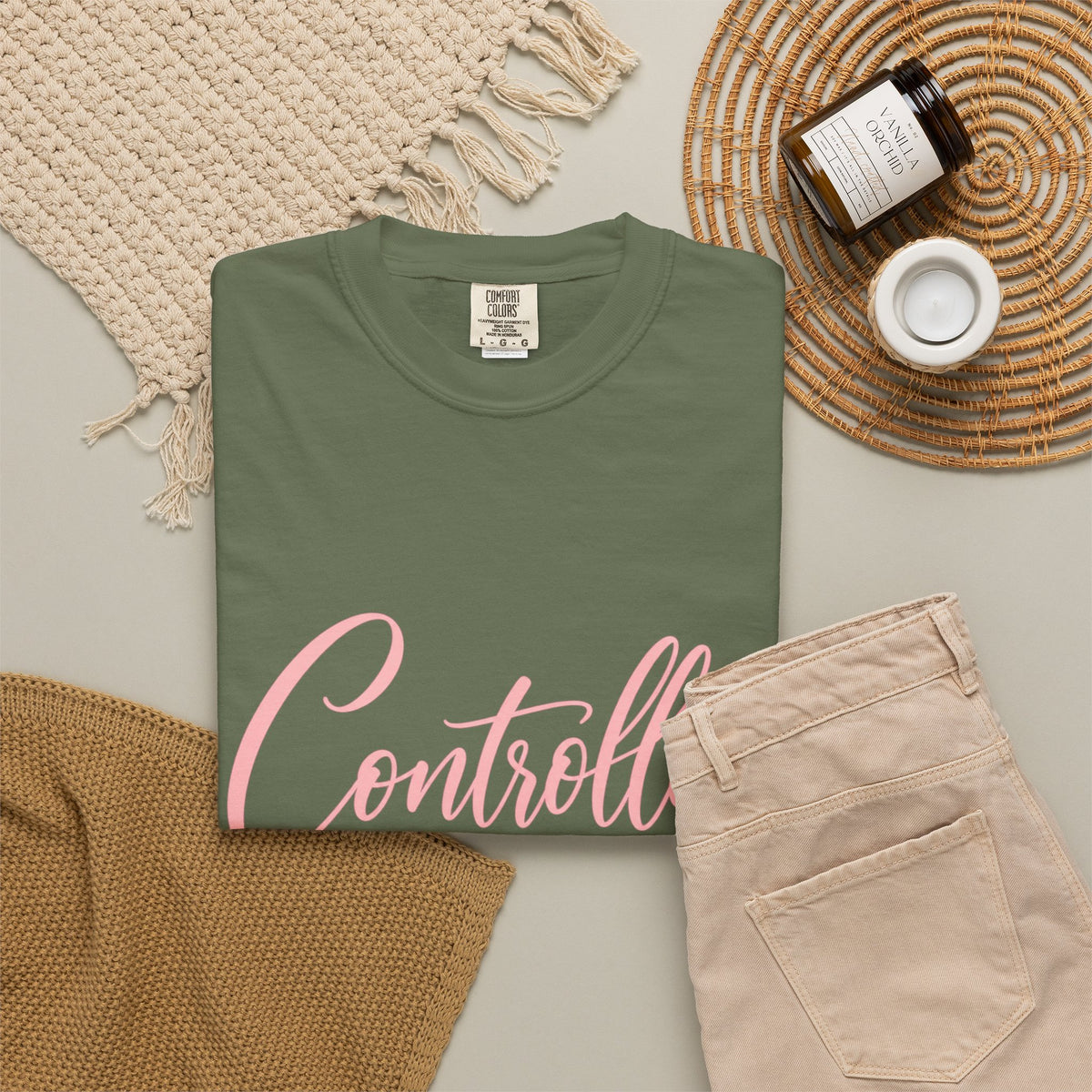 Controlled Mind T-Shirt — Feminine Script Graphic Tee with Pink Heart