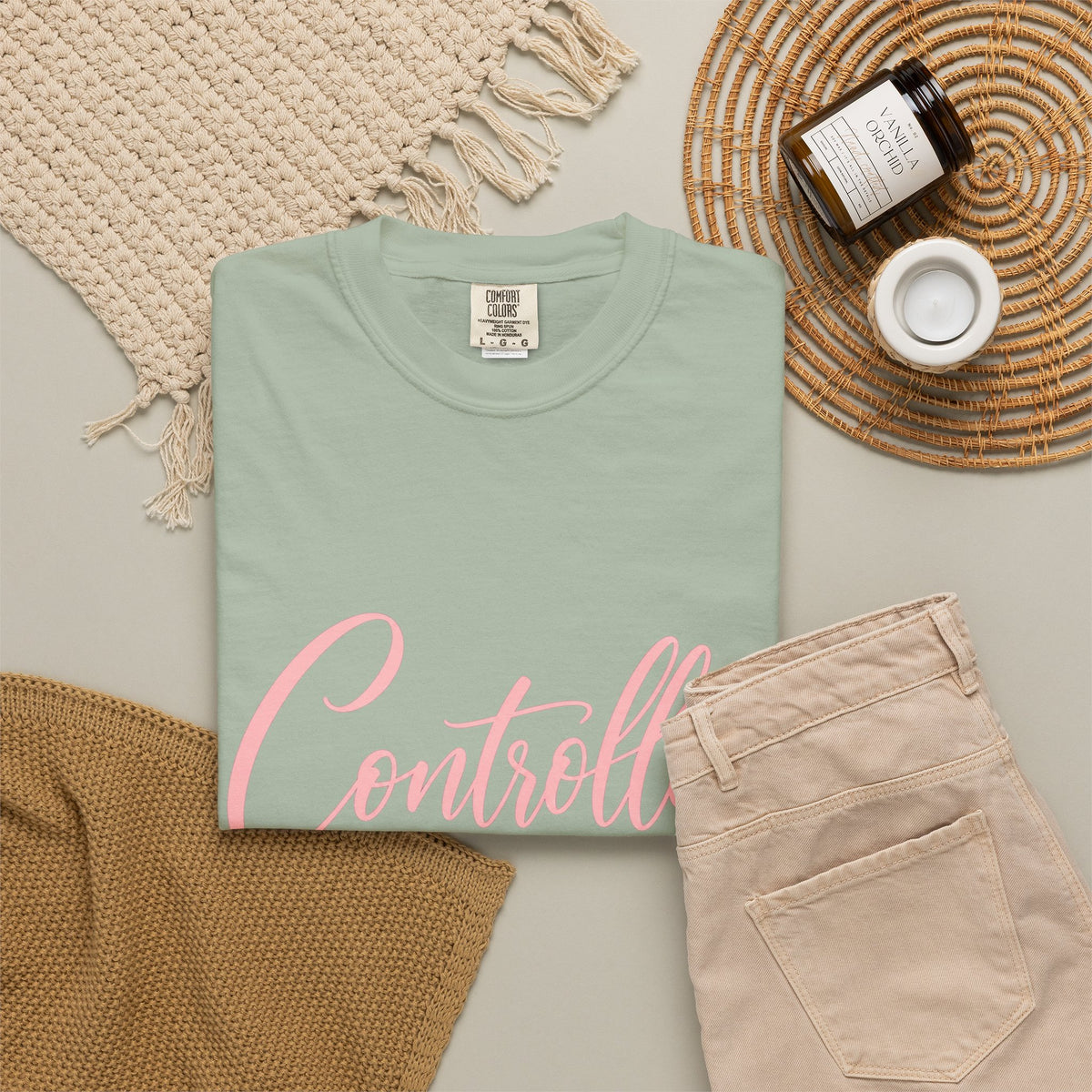Controlled Mind T-Shirt — Feminine Script Graphic Tee with Pink Heart