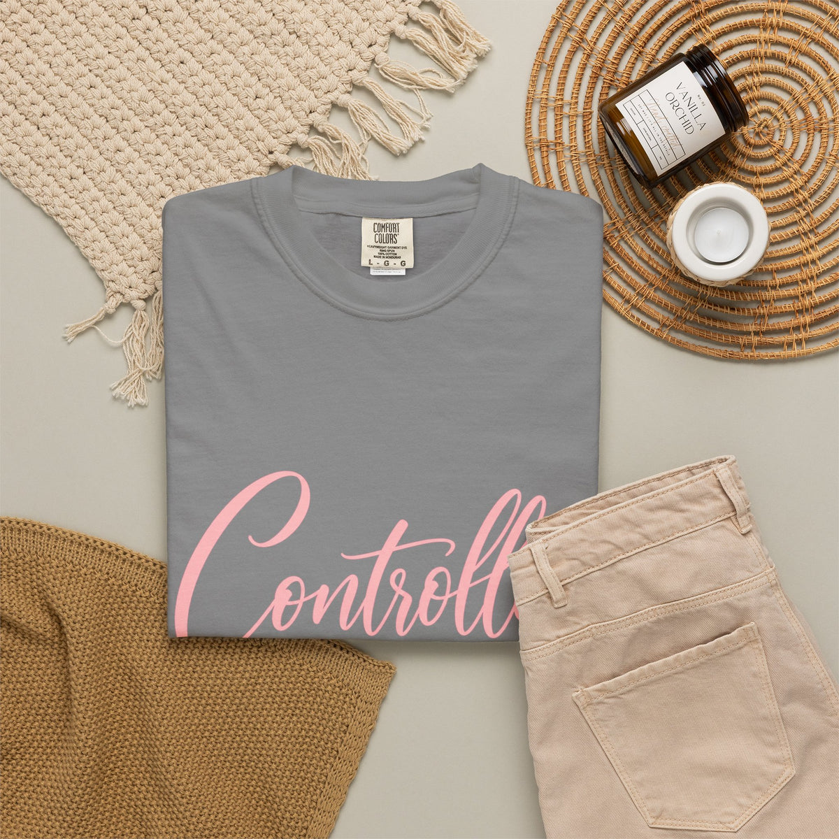 Controlled Mind T-Shirt — Feminine Script Graphic Tee with Pink Heart